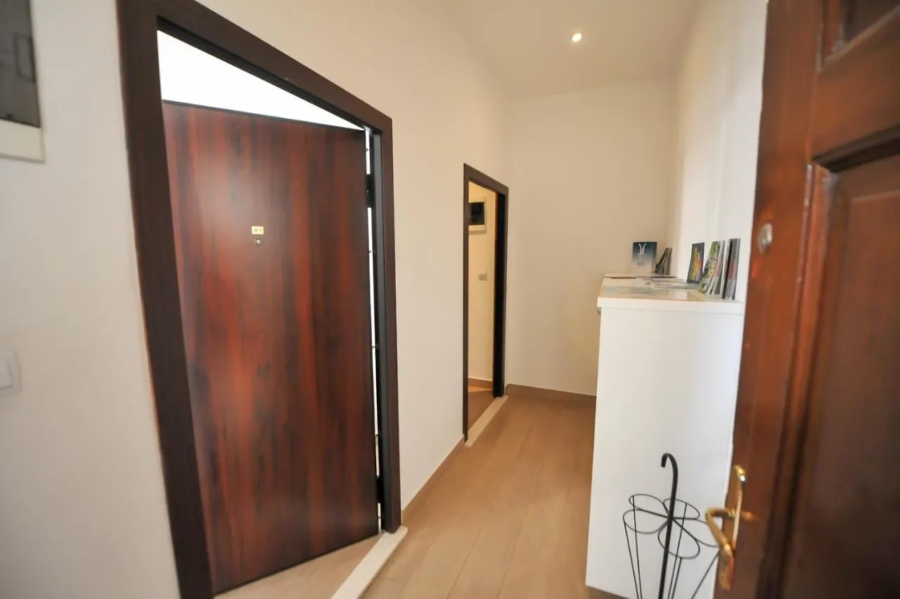 City Pads Apartment