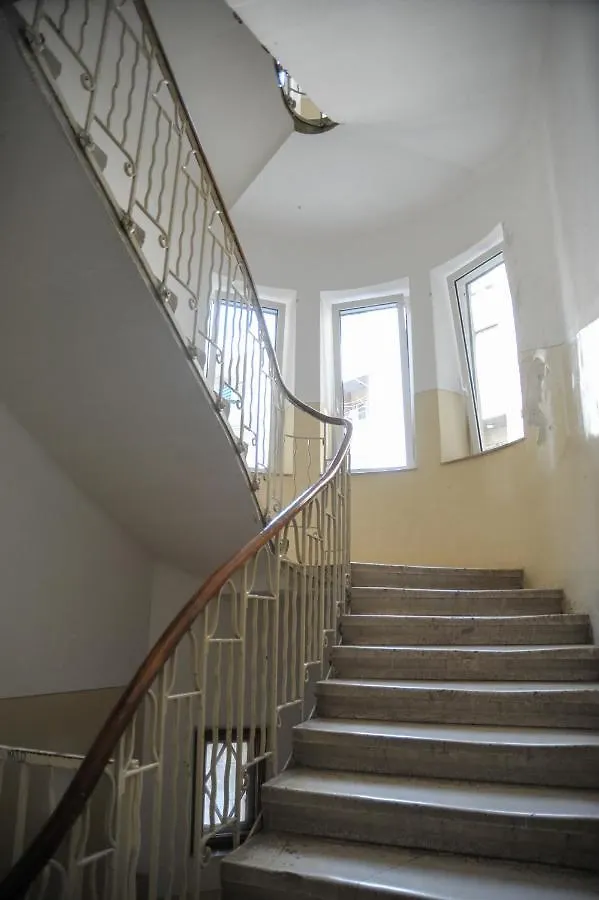 City Pads Apartment